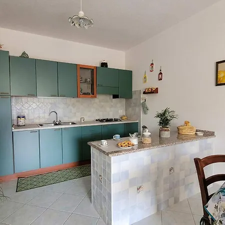 Rossy House Orosei Apartman *
