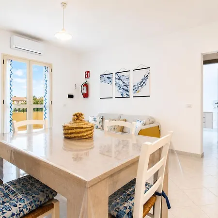 Rossy House Orosei Διαμέρισμα *