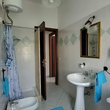 Rossy House Orosei شقة كالا ليبيروتو