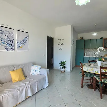 Rossy House Orosei * كالا ليبيروتو